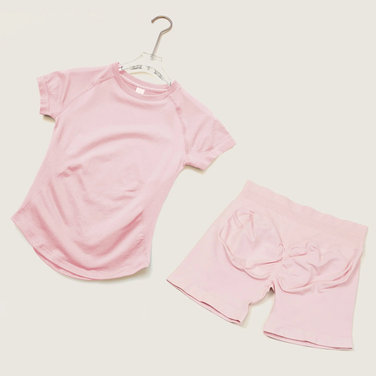 Conjunto Deportivo Top Corto y Leggings – imagen 22