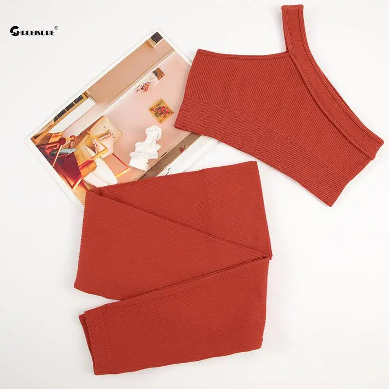 Conjunto Deportivo Acanalado: Top y Leggings – imagen 5