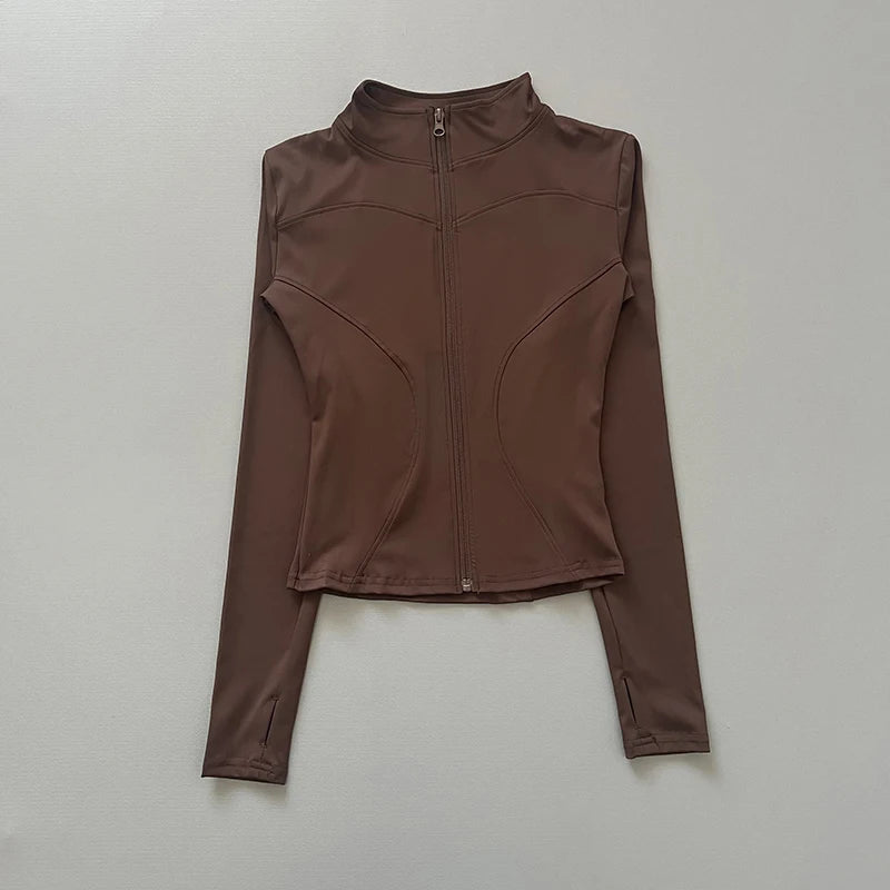 Chaqueta Deportiva Entallada de Cuello Alto para Mujer – imagen 17