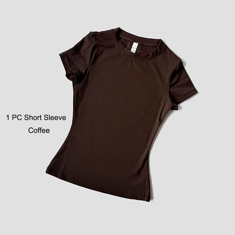 Conjunto Deportivo Top y Shorts de Tiro Alto – imagen 25