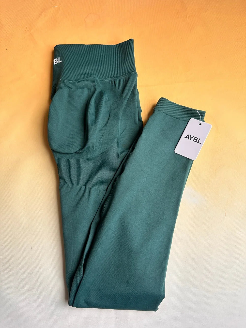 Conjunto Deportivo de Compresión: Shorts y Top – imagen 13