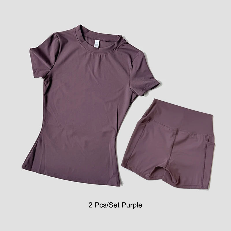 Conjunto Deportivo Top y Shorts de Tiro Alto – imagen 14