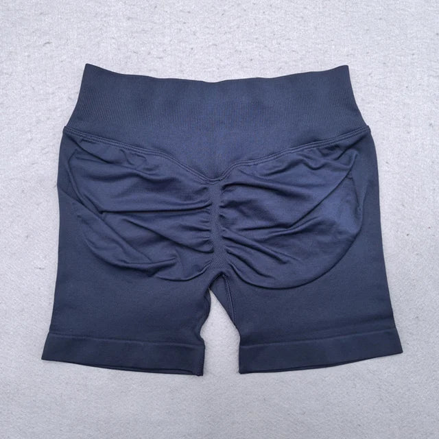Conjunto Deportivo Halter con Shorts Scrunch de Tiro Bajo – imagen 20