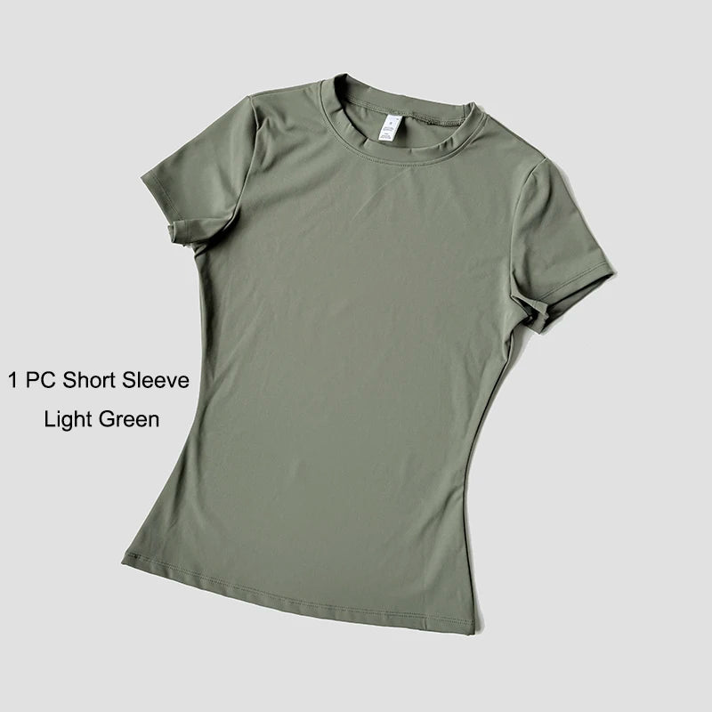 Conjunto Deportivo Top y Shorts de Tiro Alto – imagen 24