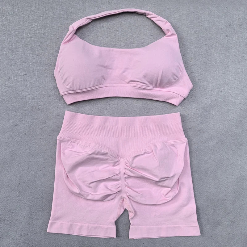 Conjunto Deportivo Halter con Shorts Scrunch de Tiro Bajo – imagen 6